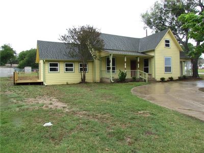 201 W Huffman St, Krum, TX, 76249