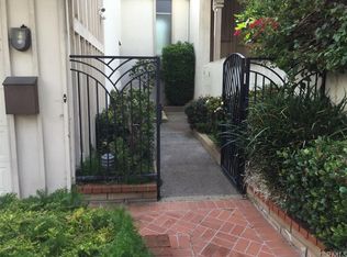 44 Oak Tree Ln, Irvine, CA 92612