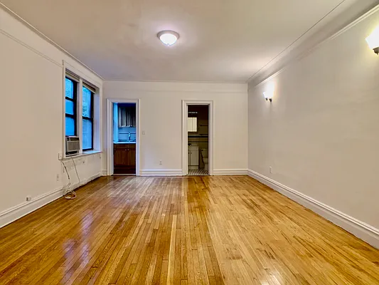 Rented by J & L Holding Corporation | media 9