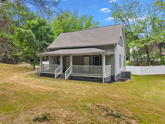 4th image of 108 Wayside Dr