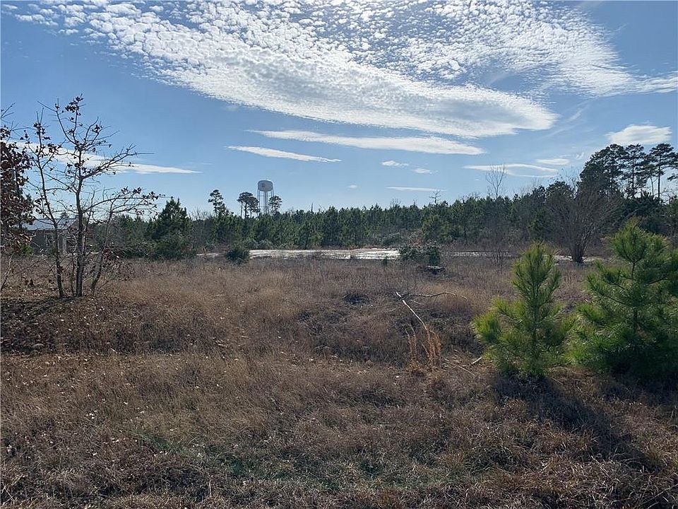2nd image of 154 Cattlemens Dr