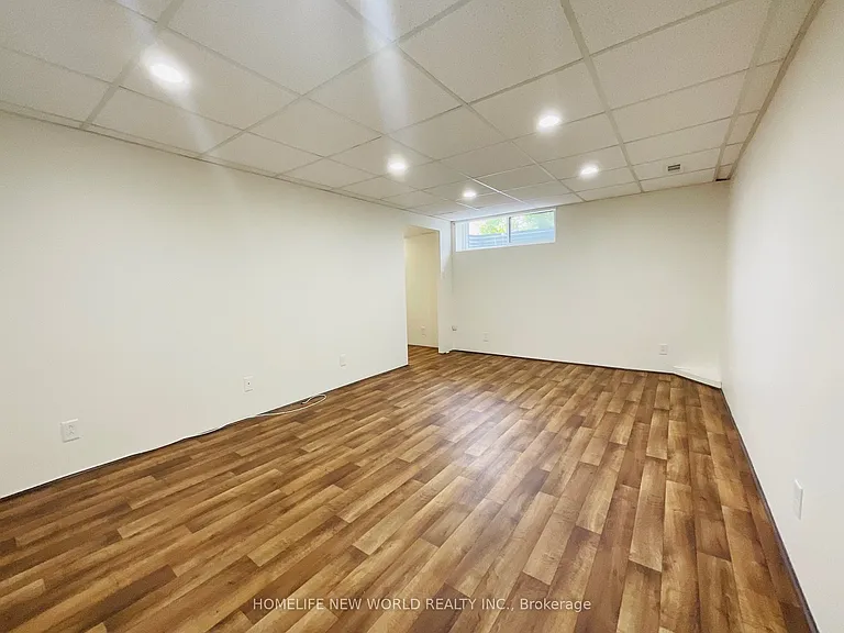 20 Roselm Rd — Photo 29