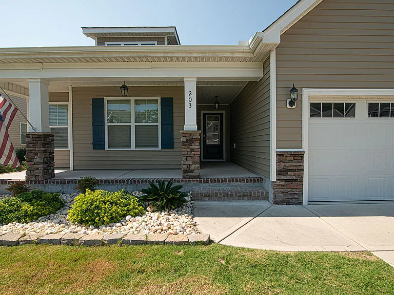 203 Pastoral Ct — Photo 3