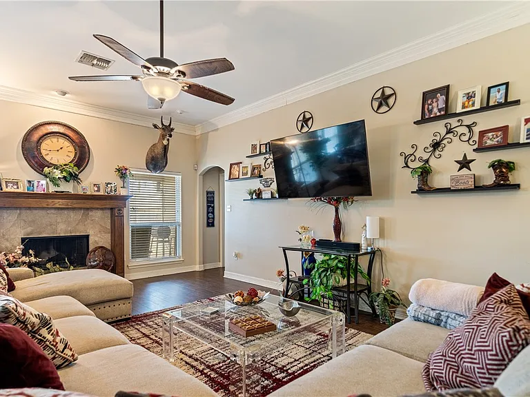 2602 Retta Dr — Photo 7
