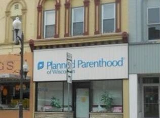 132 W Cook St, Portage, WI 53901