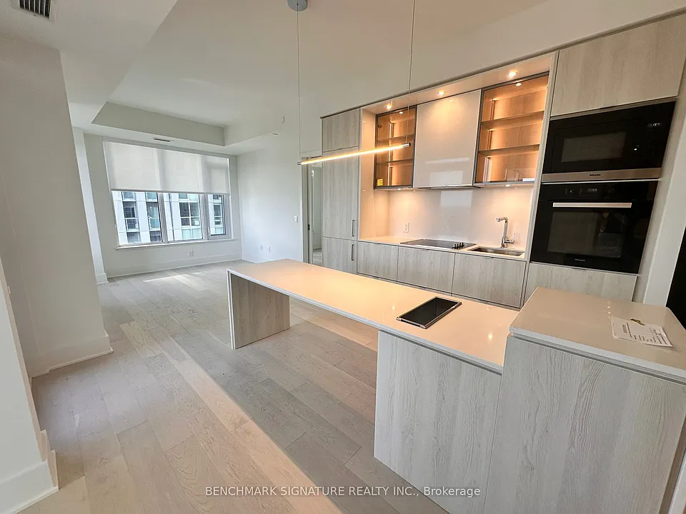 11 Yorkville Ave #3604