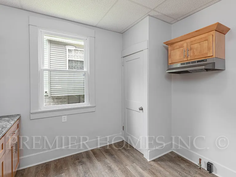 1536 Glendale Pl NE — Photo 10