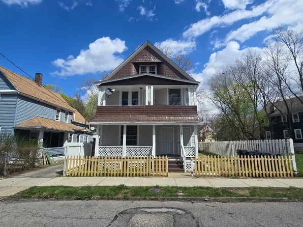 1341 E 68th St APT 2, Cleveland, OH 44103