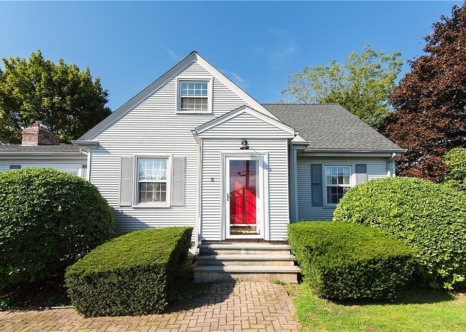 1st image of 8 Fenner Ave