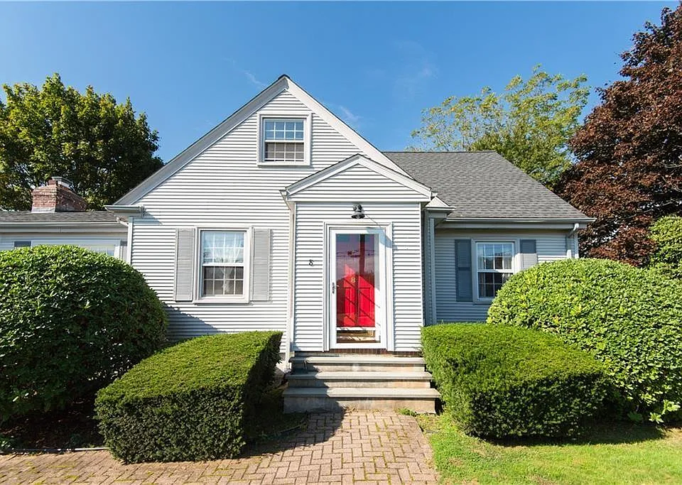 8 Fenner Ave