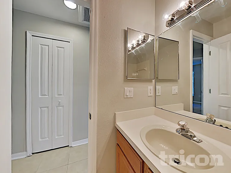 5615 Hawkgrove Pl — Photo 29