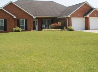 2232 Portland Dr, Maryville, TN 37803