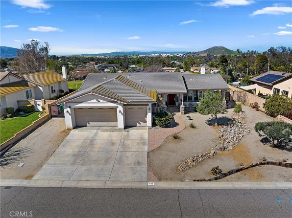 3136 Dapplegray Ln, Norco, CA 92860