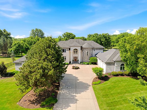 4th image of 1110 Green Glen Ct