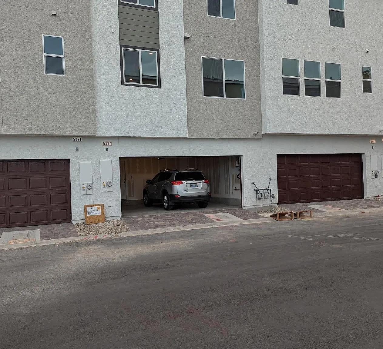 3 bed, 1803 sqft, $2,500 — Photo 4