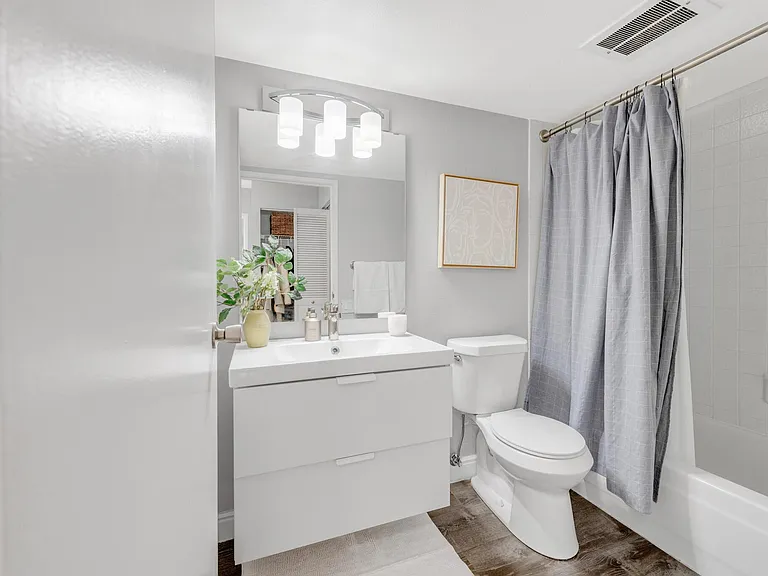 1301 N Speer Blvd #302 — Photo 35