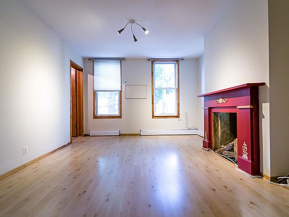 010_189_Kingsland_Avenue__2-3