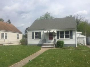 1740 N Sweetbriar Ln, Springfield, OH 45505