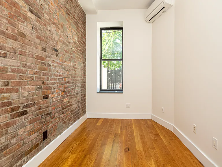243 E 2nd St #1B — Photo 5