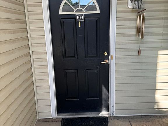 2nd image of 2411 Vancastle Way APT 103