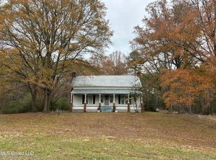 44 Armstrong Rd, Pittsboro, MS 38951