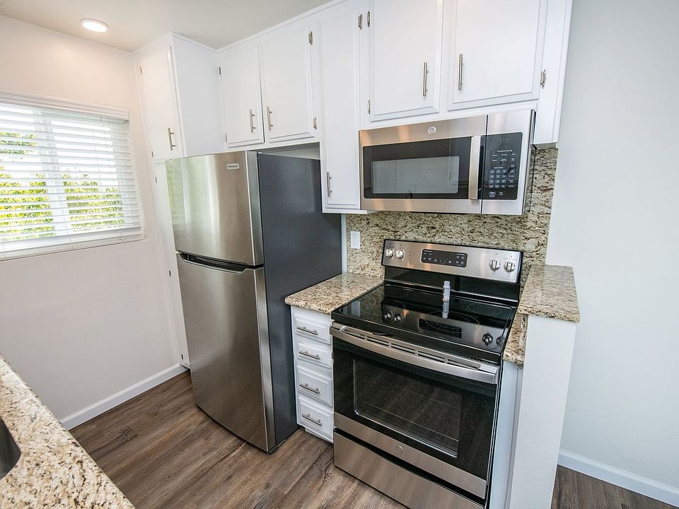 1st image of 4070 Kansas St #4