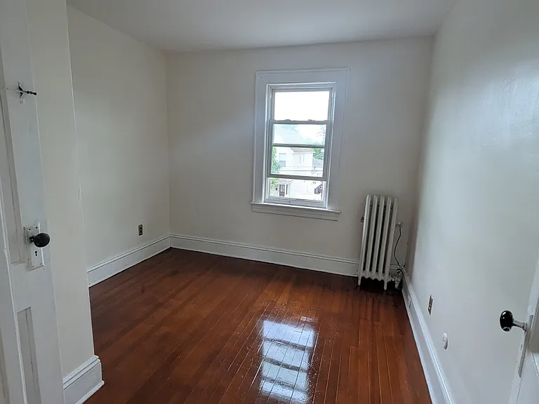 448 Ainsworth St — Photo 10