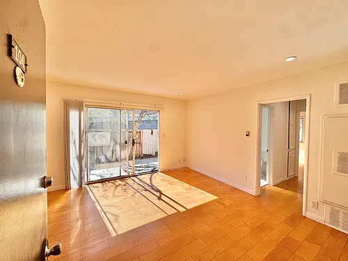 Floor plan 104