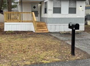 2824 Clark Run Rd, Louisville, KY 40216