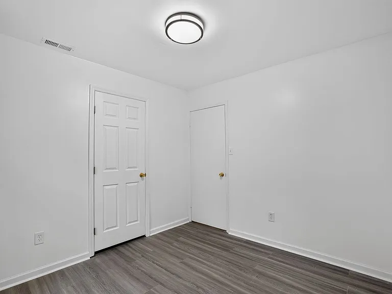 21465 Indian Bridge Rd — Photo 13