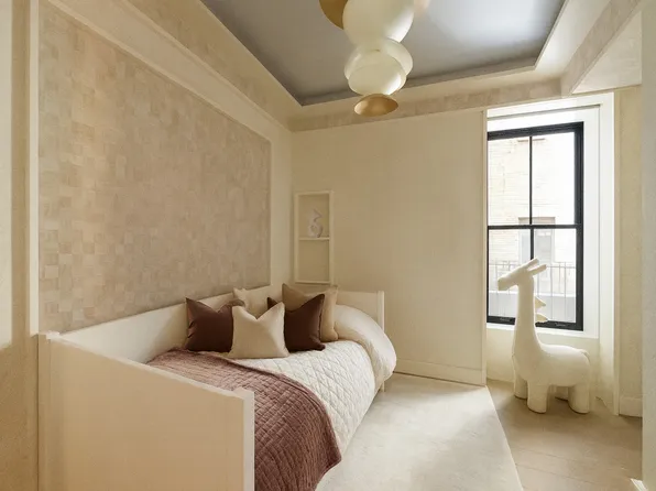 50 Central Park West image 31 of 36