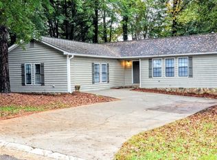 919 Terrace Trce, Lawrenceville, GA 30044