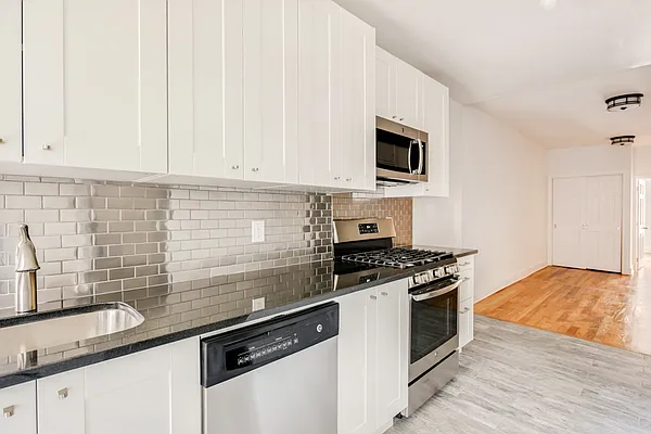 Rented by Compass | media 5