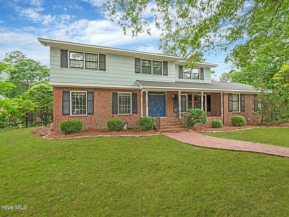2nd image of 102 Lord Ashley Drive