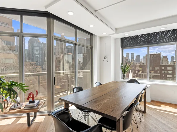 188 East 64th Street image 3 of 10