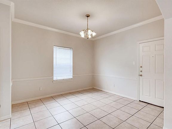 4th image of 19207 Hollowlog Dr