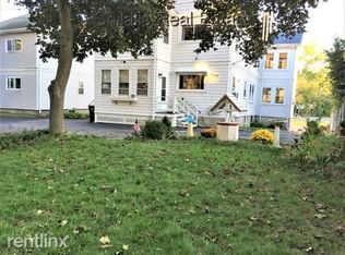 118 Charles River Rd, Watertown, MA 02472
