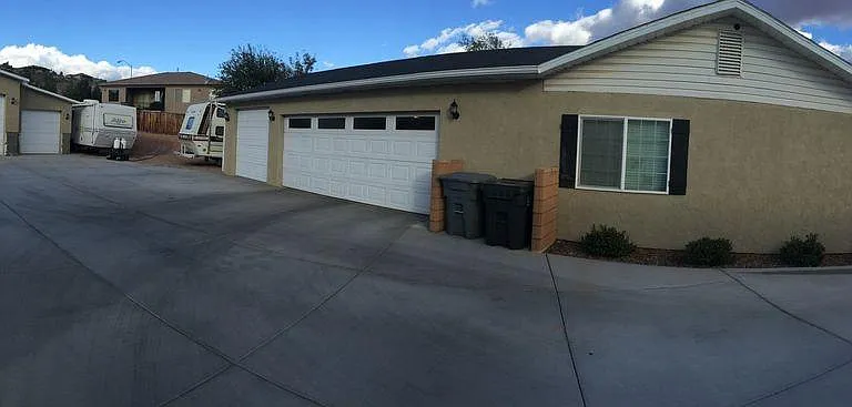Big 3 Car Garage