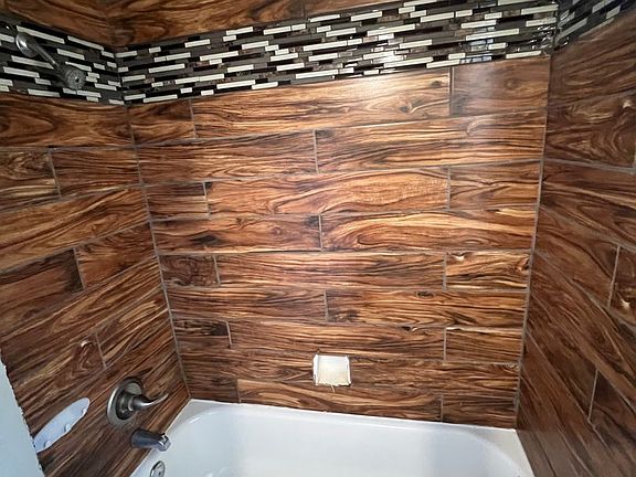 5th image of 1301 Arlington Ave #1/2