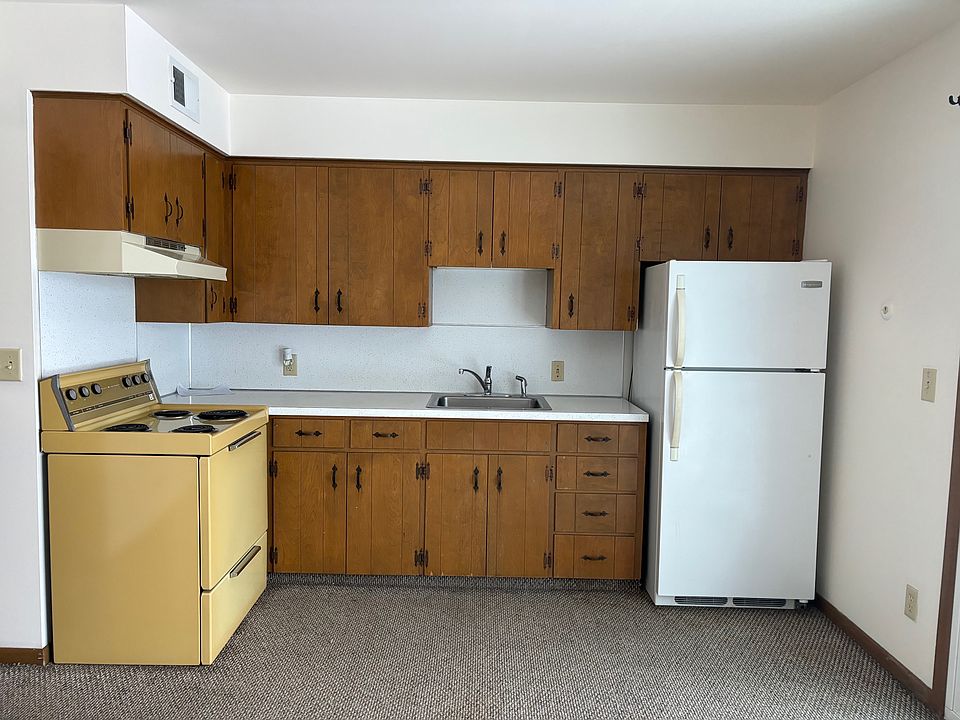 2nd image of 334 Beeline Rd APT 10