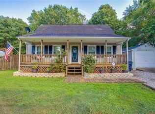 3813 N Light Dr, Chester, VA 23831