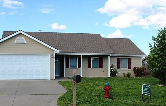 2nd image of 2716 Brookville Dr