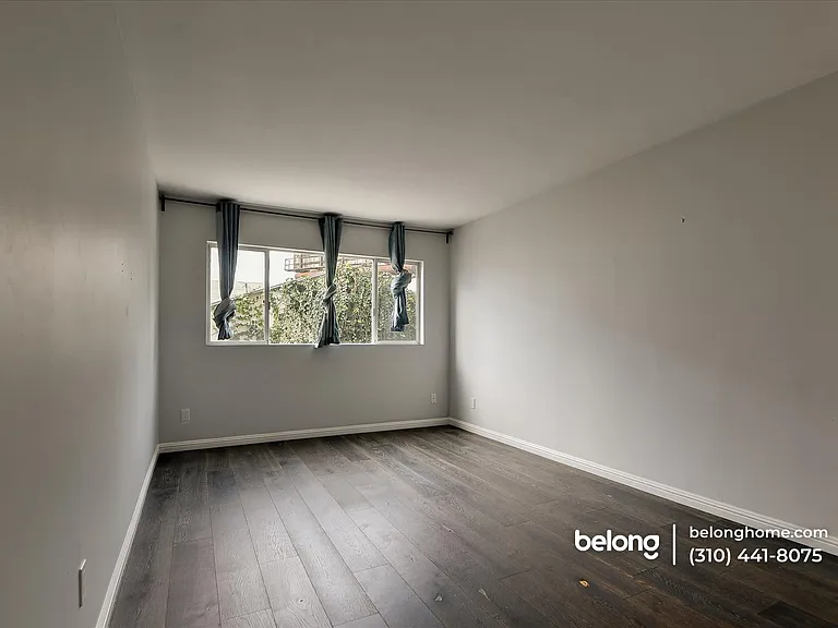 2223 S Bentley Ave #104 — Photo 12