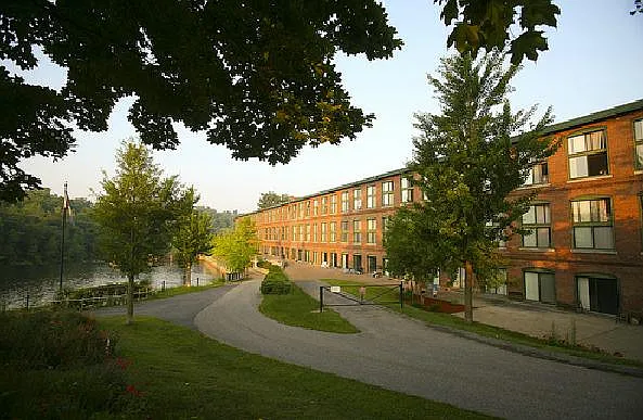 The Woolen Mill — Photo 2