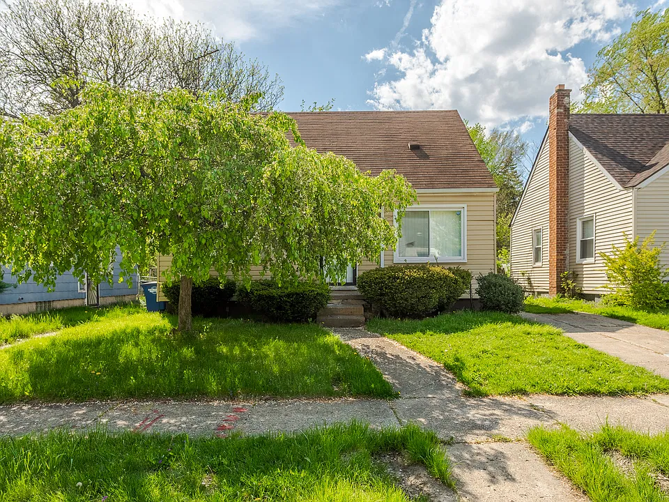 7337 Chatham