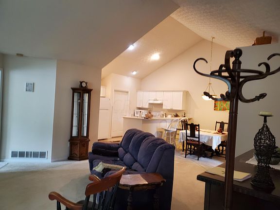 2nd image of 4163 Windbud Dr #12