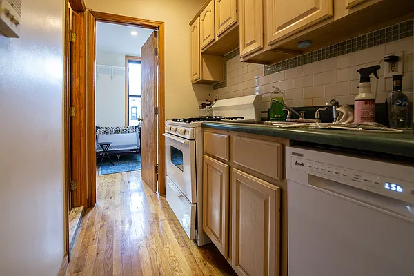 Rented by Terra Magia Inc | media 11