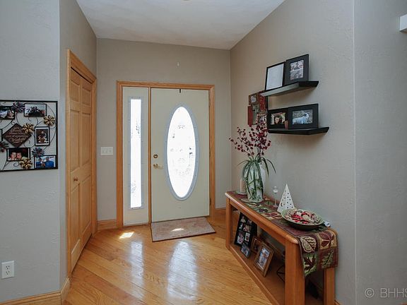 4385 autumn joy street-301