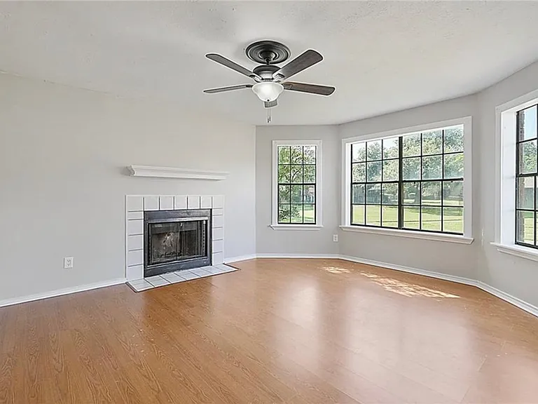 2400 Longmire Dr #301 — Photo 6