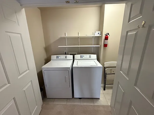 5705 Hampshire Ln — Photo 9